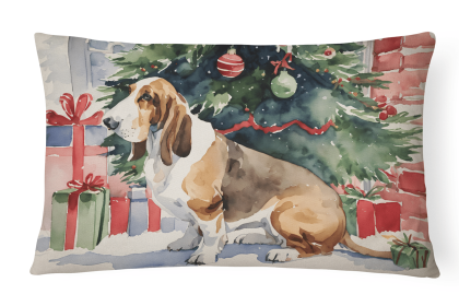 Waiting on Christmas Throw Pillow (Dog Breed: Basset Hound 1239)
