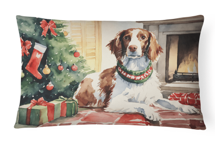 Waiting on Christmas Throw Pillow (Dog Breed: Brittany 1299)