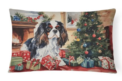 Cozy Christmas Throw Pillow (Design: Cavalier Spaniel 2628)