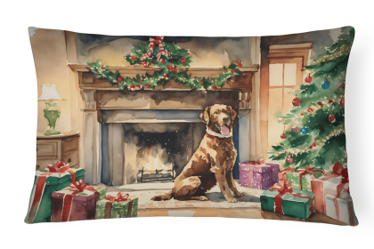 Cozy Christmas Throw Pillow (Design: Chesapeake Bay Retriever 2629)